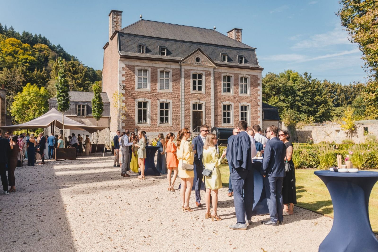 Jardins aménagés pour une réception — Château de Chanxhe